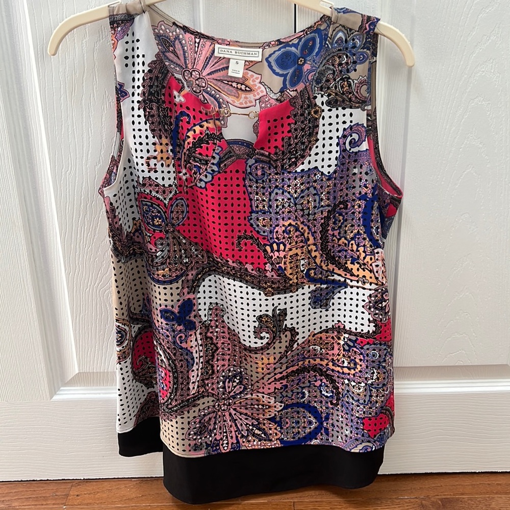 Size small